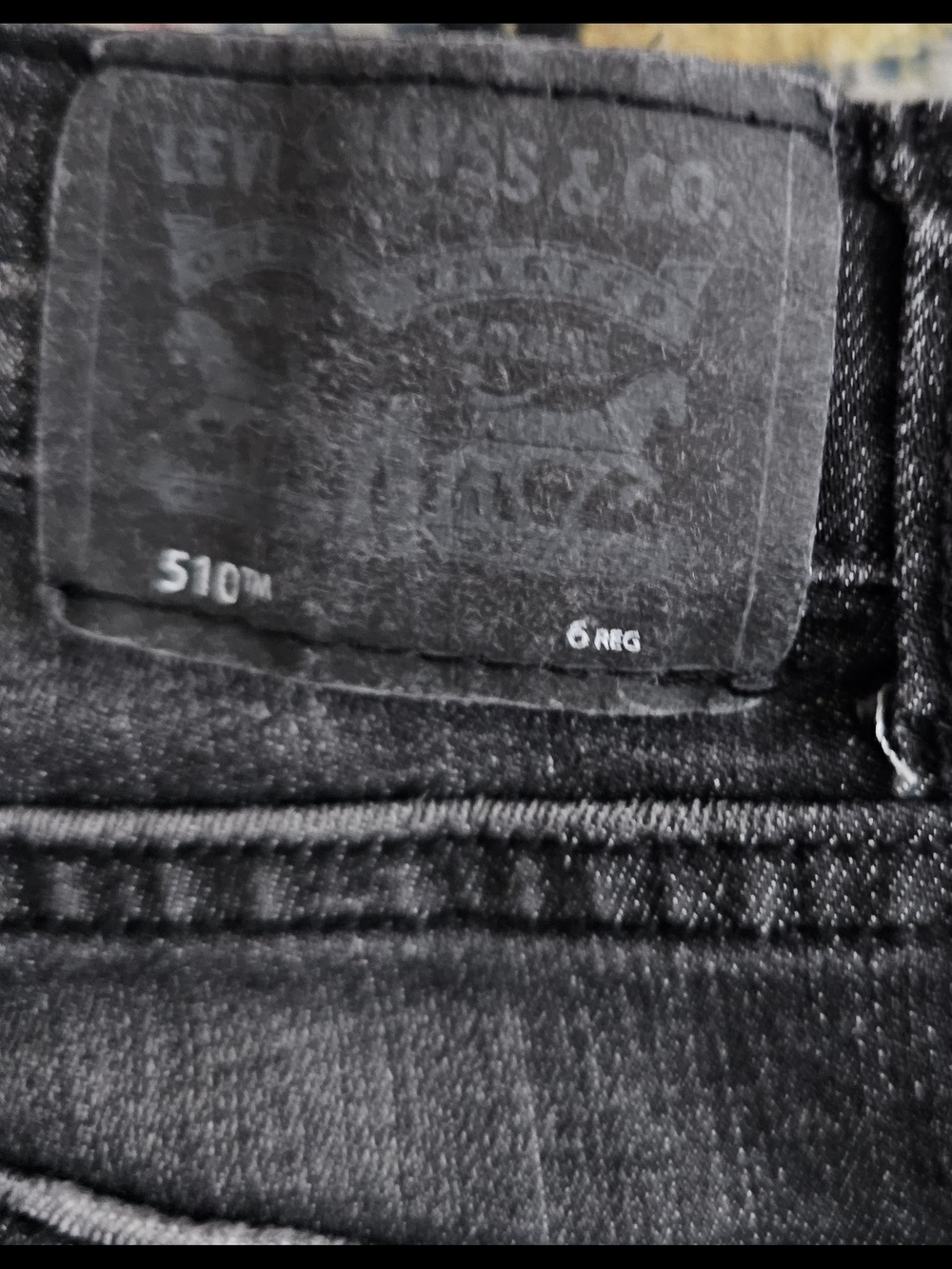 Levi's Black Washed Distressed Kids Jeans - Picture 6 of 6